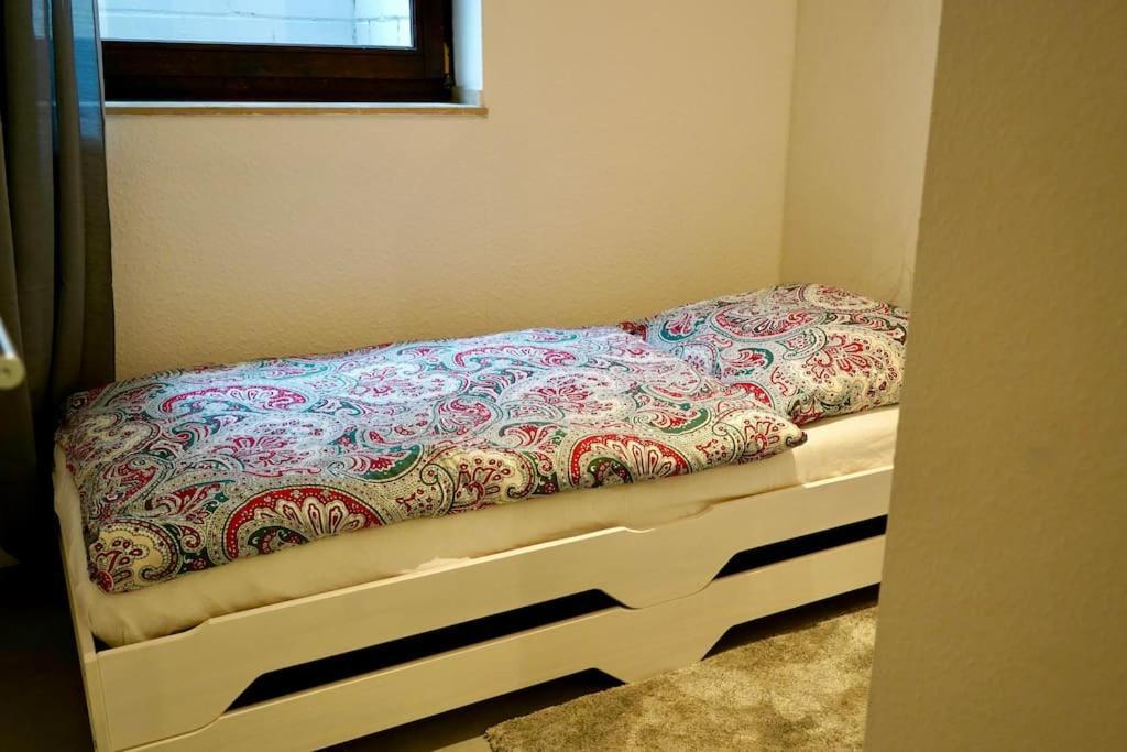 Helle Kellerwohnung Im Gruenen Mit Sauna 쾰른 외부 사진
